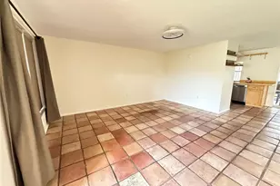 305 Bay Vista Ave, Osprey, FL 34229 - Photo 2