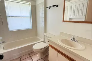 305 Bay Vista Ave, Osprey, FL 34229 - Photo 16