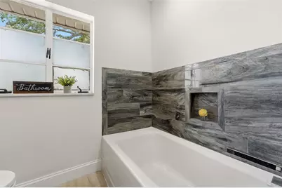 418 Edwards Drive, Sarasota, FL 34243 - Photo 26
