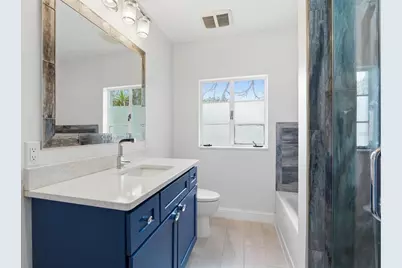 418 Edwards Drive, Sarasota, FL 34243 - Photo 14