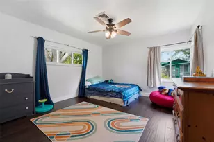 418 Edwards Dr, Sarasota, FL 34243 - Photo 30