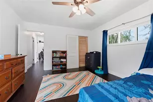 418 Edwards Dr, Sarasota, FL 34243 - Photo 32