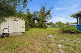 418 Edwards Dr, Sarasota, FL 34243 - Photo 36