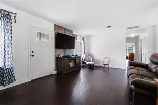 418 Edwards Dr, Sarasota, FL 34243 - Photo 22