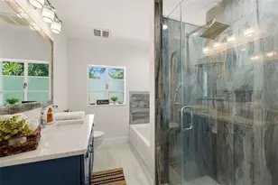 418 Edwards Dr, Sarasota, FL 34243 - Photo 24