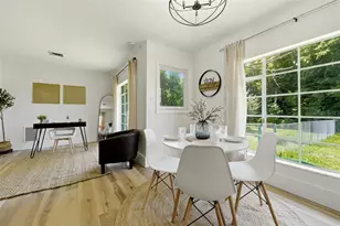 418 Edwards Dr, Sarasota, FL 34243 - Photo 16