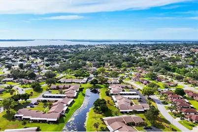 6425 Heritage Lane, Bradenton, FL 34209 - Photo 2