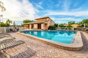 6425 Heritage Ln, Bradenton, FL 34209 - Photo 6