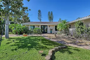 407 Bellini Cir, Nokomis, FL 34275 - Photo 6