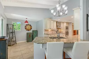 407 Bellini Cir, Nokomis, FL 34275 - Photo 18