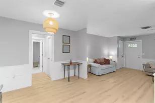 4850 Neptune Rd, Venice, FL 34293 - Photo 10