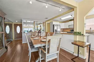 33 Starboard Dr, Venice, FL 34285 - Photo 16