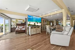 33 Starboard Dr, Venice, FL 34285 - Photo 12