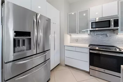 7349 Regina Royale #13, Sarasota, FL 34238 - Photo 18