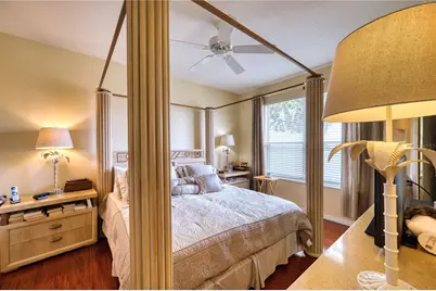 8014 Victoria Falls Circle, Sarasota, FL 34243 - Photo 22