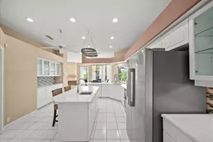 4321 Presidential Ave Cir E, Bradenton, FL 34203 - Photo 6