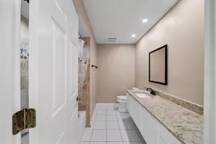 4321 Presidential Ave Cir E, Bradenton, FL 34203 - Photo 16