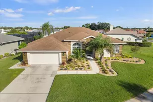 4321 Presidential Ave Cir E, Bradenton, FL 34203 - Photo 1