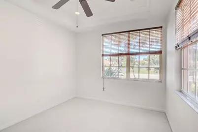 5630 Cortina Lane, Palmetto, FL 34221 - Photo 8