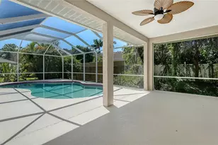 4010 Green Tree Ave, Sarasota, FL 34233 - Photo 32