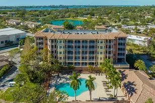 5560 Cannes Cir, Sarasota, FL 34231 - Photo 70