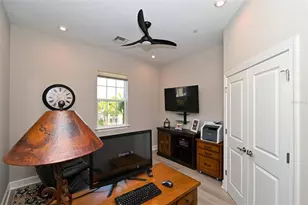 5560 Cannes Cir, Sarasota, FL 34231 - Photo 18