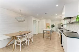 302 San Marco Dr, Venice, FL 34285 - Photo 6