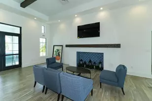 277 Potenza Loop, North Venice, FL 34275 - Photo 4