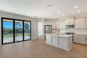 277 Potenza Loop, North Venice, FL 34275 - Photo 2