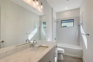 277 Potenza Loop, North Venice, FL 34275 - Photo 14