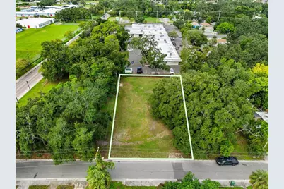 1216 6th Street E, Bradenton, FL 34208 - Photo 10