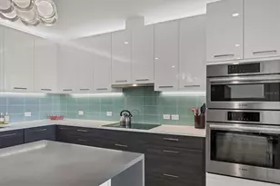 300 S Pineapple Ave, Sarasota, FL 34236 - Photo 10