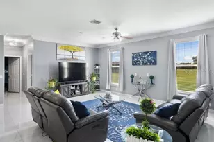 1905 Palm View Rd, Sarasota, FL 34240 - Photo 10