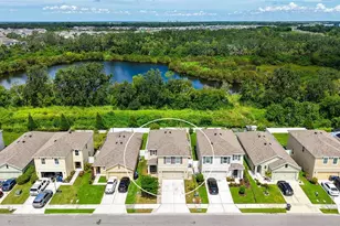 5206 Willow Breeze Wy, Palmetto, FL 34221 - Photo 2