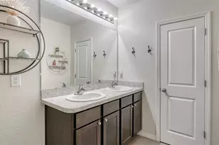 5206 Willow Breeze Wy, Palmetto, FL 34221 - Photo 24