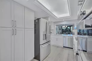 5880 Midnight Pass Rd, Sarasota, FL 34242 - Photo 14