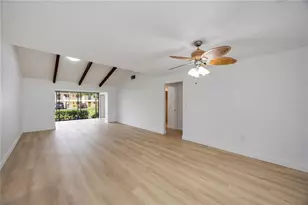 3880 El Poinier Ct, Sarasota, FL 34232 - Photo 16