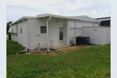 4810 Tri Par Drive, Sarasota, FL 34234 - Photo 4