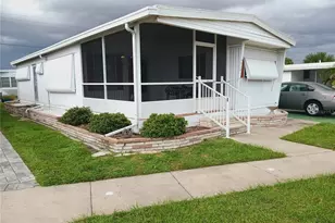 4810 Tri Par Dr, Sarasota, FL 34234 - Photo 2