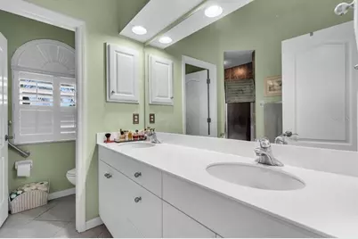235 Auburn Woods Circle, Venice, FL 34292 - Photo 32