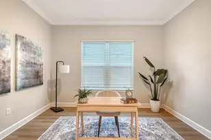 16423 Isola Pl, Lakewood Ranch, FL 34211 - Photo 8