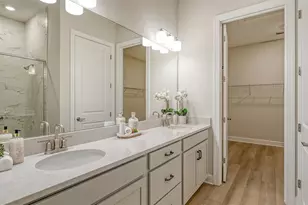 16423 Isola Pl, Lakewood Ranch, FL 34211 - Photo 30