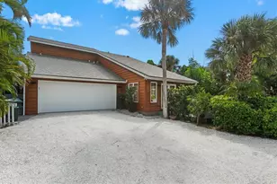 140 N Casey Key Rd, Osprey, FL 34229 - Photo 2