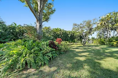 1643 S Lakeshore Drive, Sarasota, FL 34231 - Photo 14