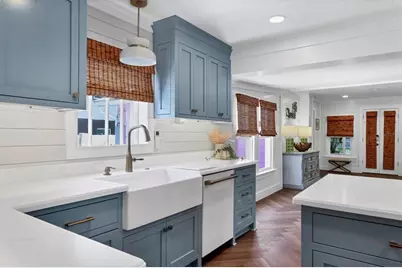 2913 Gulf Drive, Holmes Beach, FL 34217 - Photo 20