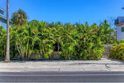 2913 Gulf Drive, Holmes Beach, FL 34217 - Photo 10