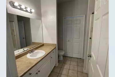 5500 Rosehill Road #103, Sarasota, FL 34233 - Photo 6