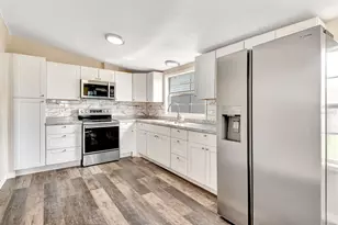 806 3rd Ave W, Palmetto, FL 34221 - Photo 14