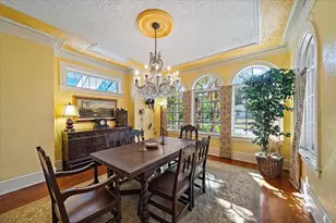 2830 Bay Shore Cir, Sarasota, FL 34234 - Photo 8