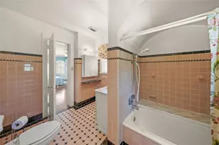 2830 Bay Shore Cir, Sarasota, FL 34234 - Photo 44